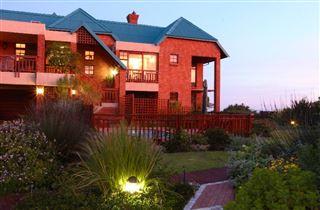 Dolphin Dunes Guesthouse | Wilderness Self-catering