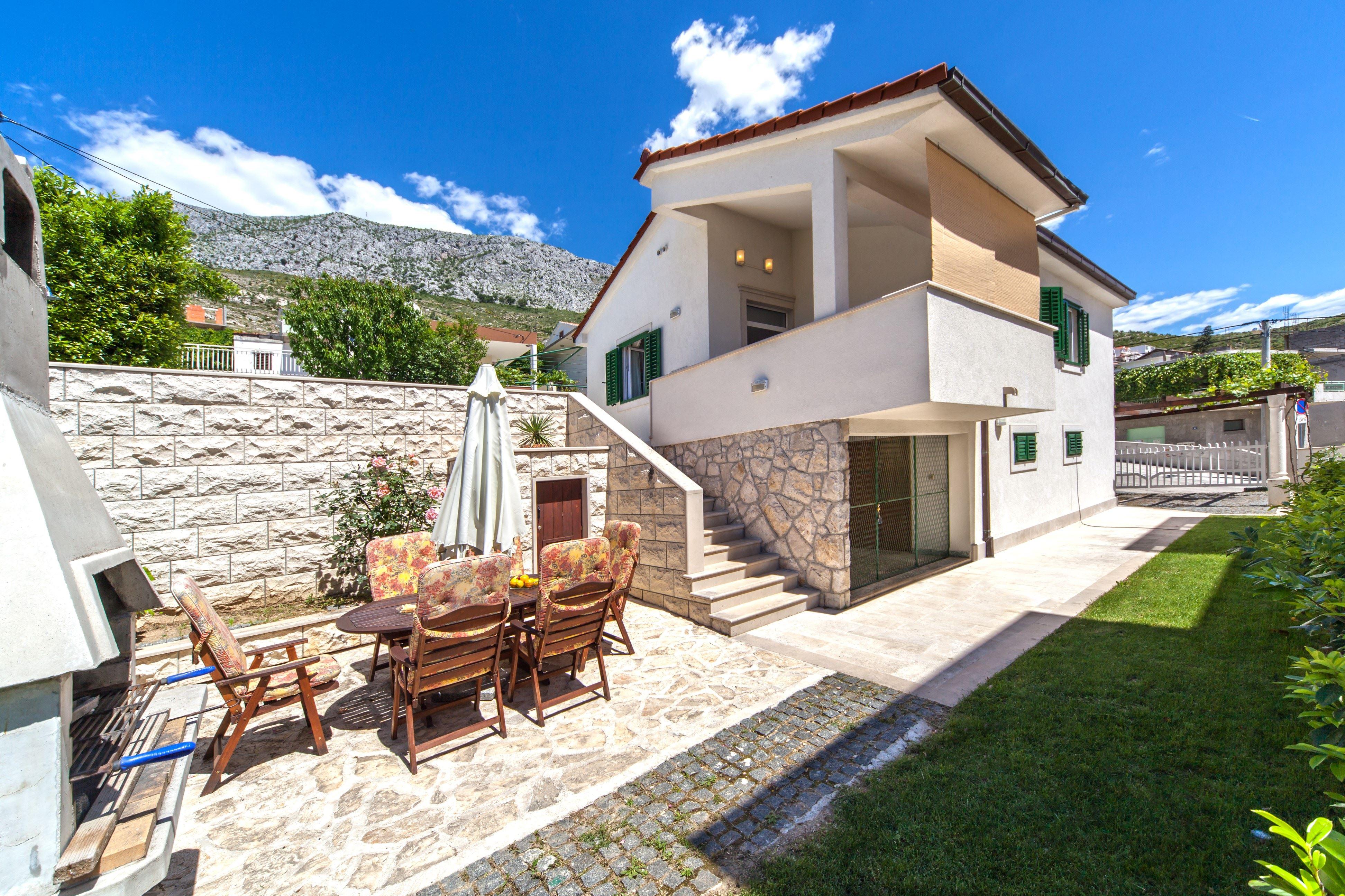 Villa Zivana | Dugi Rat Accommodation