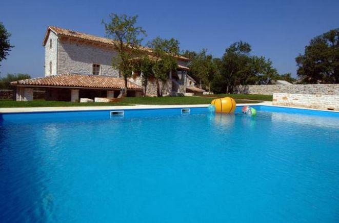 Villa Azra | Accommodation Sveti Lovrec
