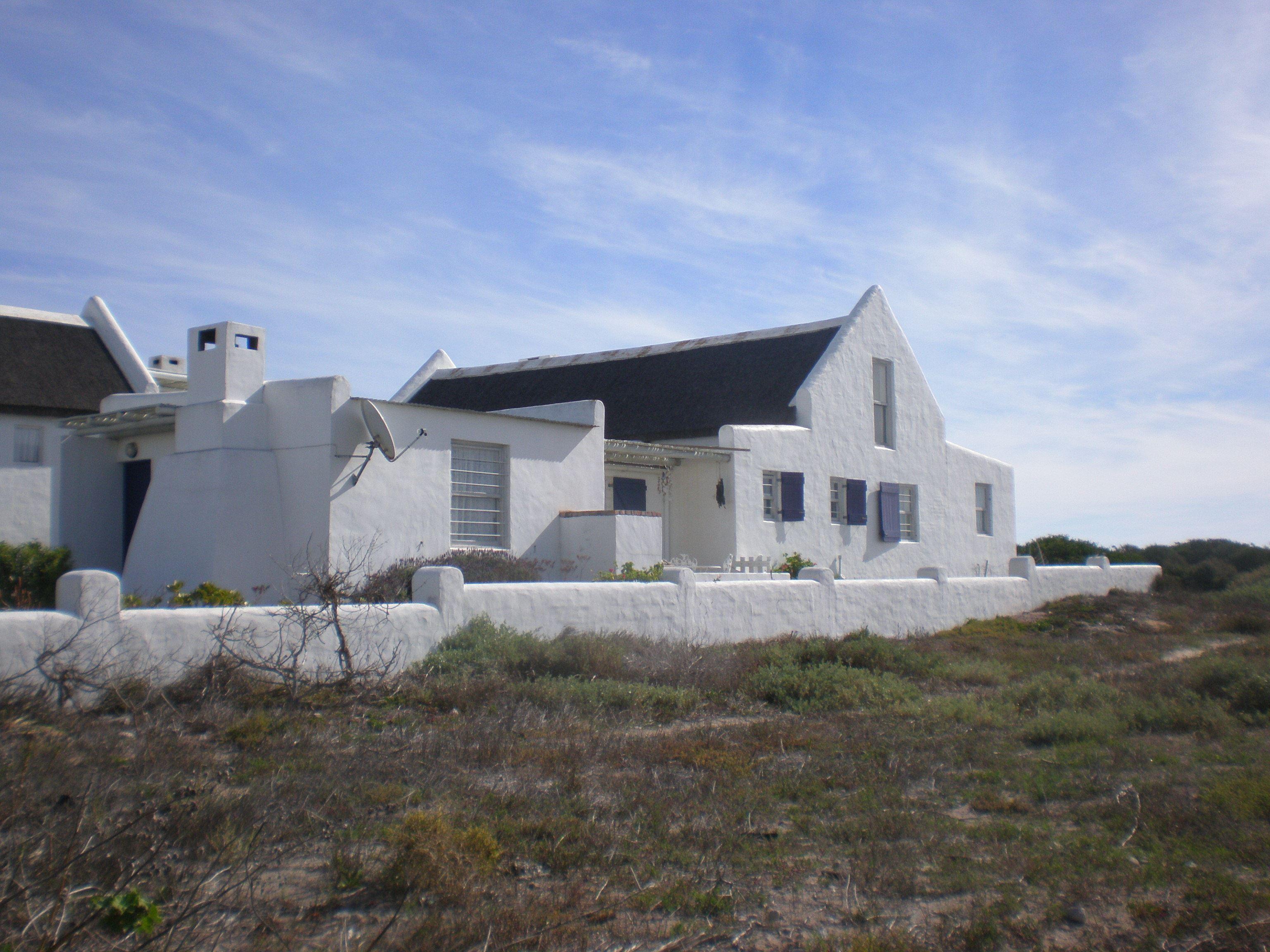 At the Beach | Accommodation Bek Bay