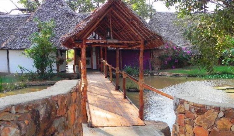 Galana Crocodile Camp | Accommodation Tsavo Region