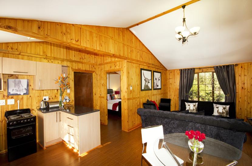 Casambo Exclusive Guest Lodge | Self-catering Tekwane North