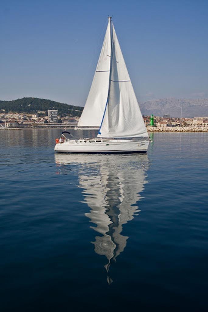 Sun Odyssey 43 | Accommodation Split