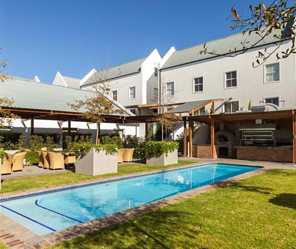 De Bron Self-catering