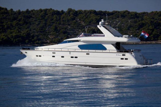 Elegance 68 | Split Accommodation