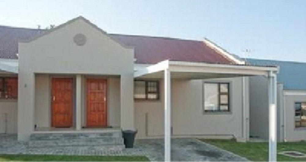 Ostrich Divaz Eldorado | Oudtshoorn Accommodation