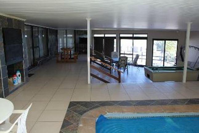 Vila | Langebaan Self-catering
