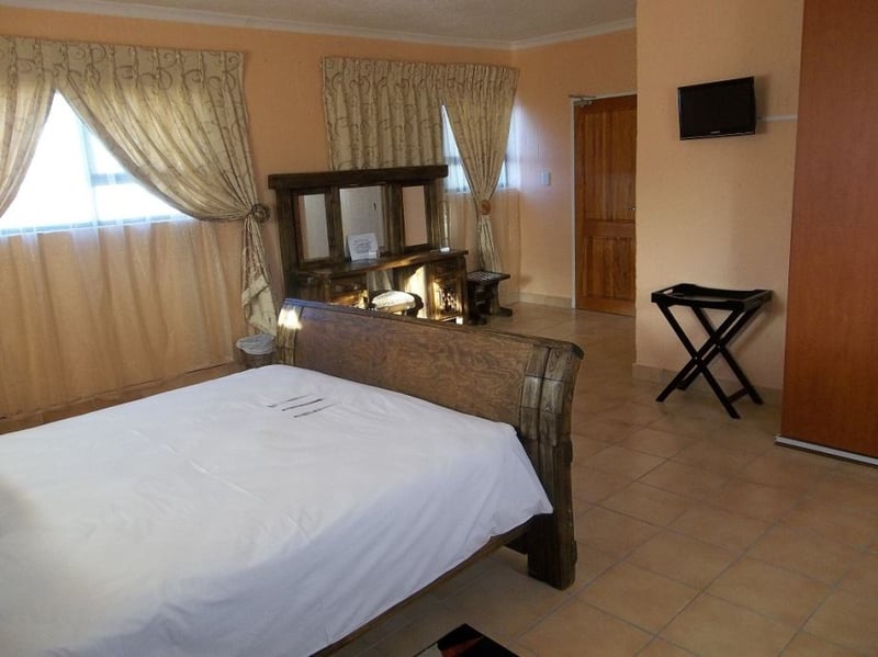 S'tiba Guest House | Secure Your Holiday, Self-Catering, or Bed and ...