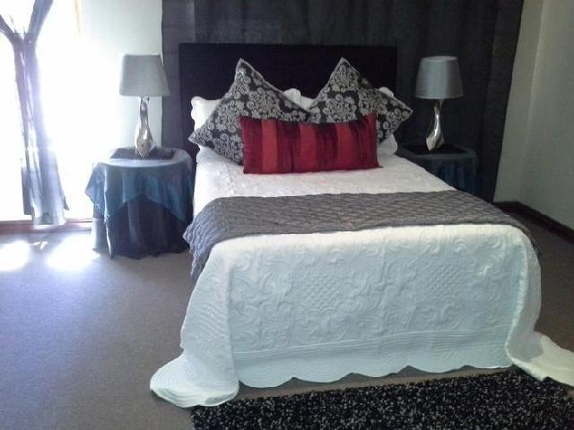 Centenary Lodge | Accommodation Bayswater
