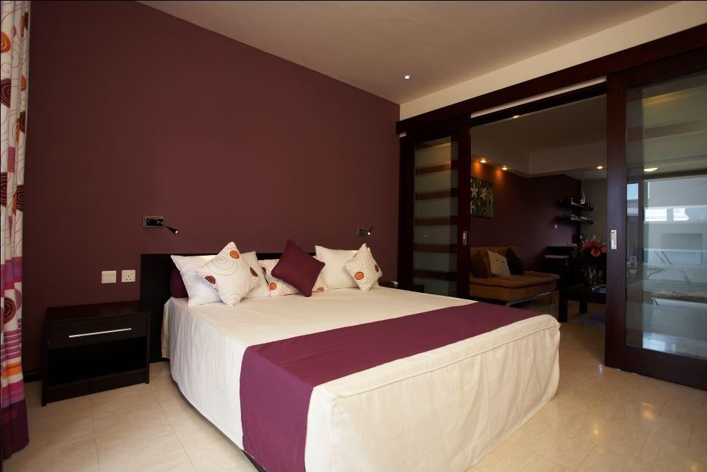 Grand Bay Suites | Pereybere Self-catering