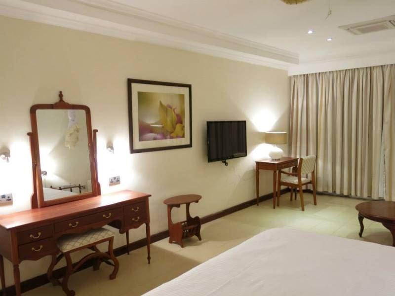 Sovereign Hotel