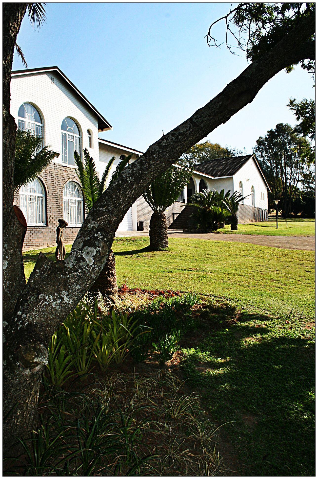 Whispering Thorns Guest Farm | White River Accommodation