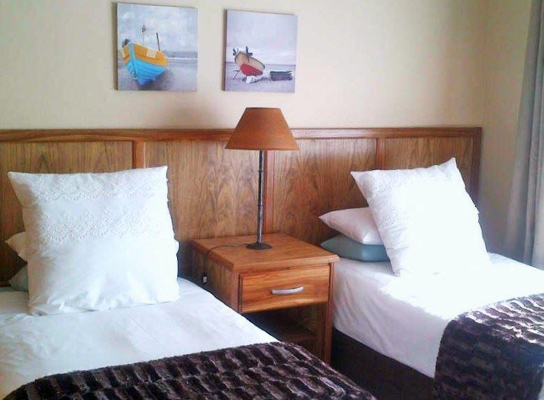Monarch House | Accommodation Welkom