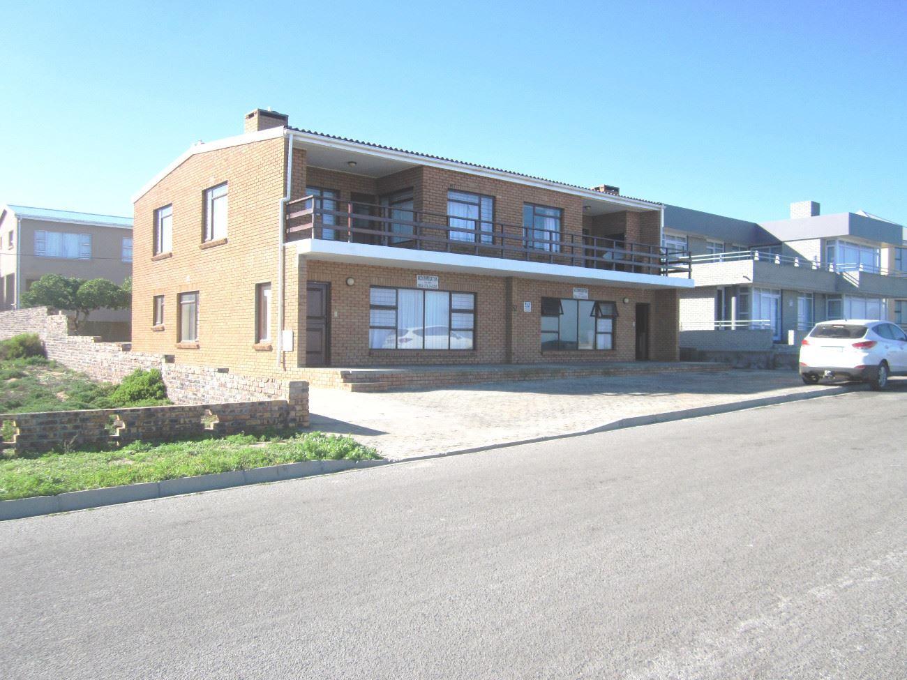 Strand Street 82 | Lamberts Bay Accommodation