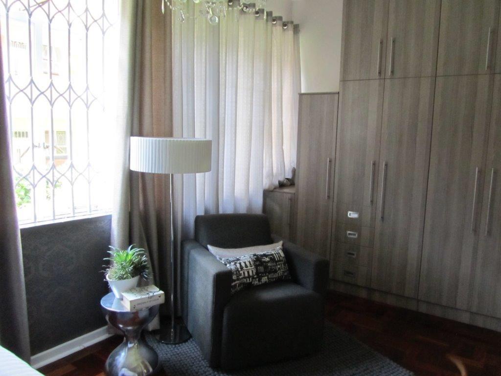 11 Red Mandarins Apartment No.3