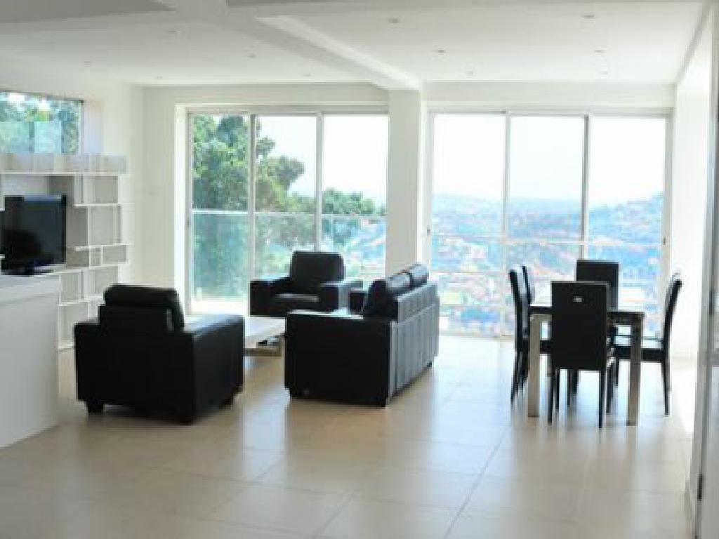 The Seventeen Apartment Hotel Get the Best Deal Book