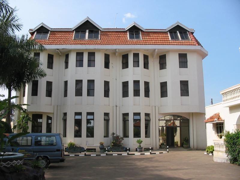 Rwizi Arch Hotel Mbarara