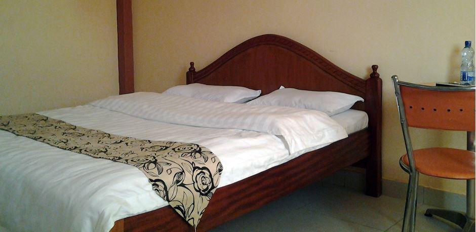 Eton Hotel