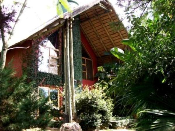 Hakunamatata Guest Lodge & Health Resort | Accommodation Muldersdrift