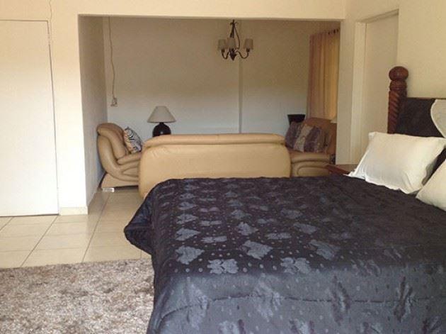 Khanondo Guest House