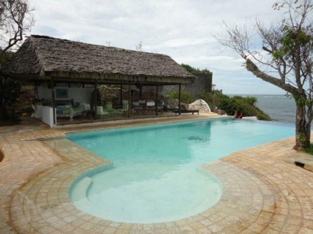 Neem Tree House | Kikambala Self-catering