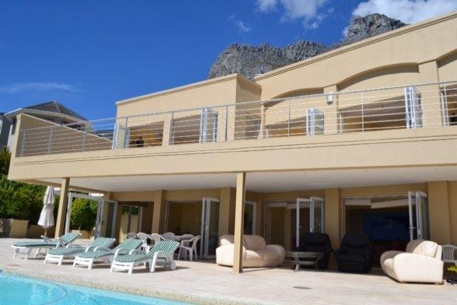 60 on Hely | Accommodation Camps Bay