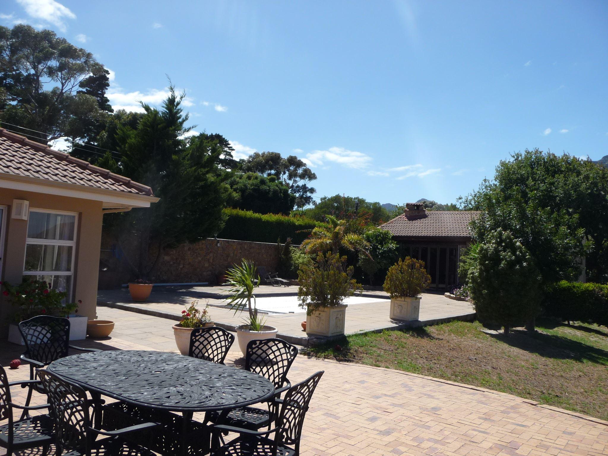 At Sea Cottage | Cape Peninsula Specials