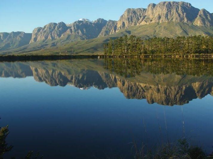 Sir Lowry's Pass Self-catering