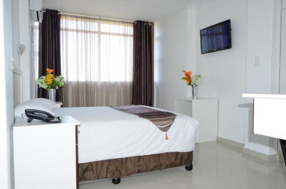 Royal Ushaka Hotel | Accommodation Sea View