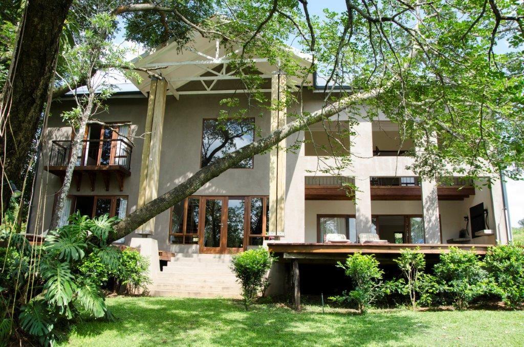 Villa Rostrata on Lake | Hazyview Accommodation