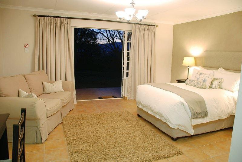 2 The End Guesthouse | Hutten Heights Accommodation