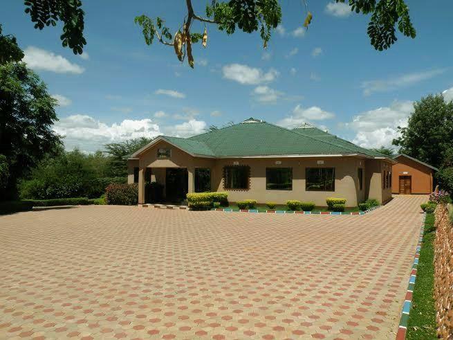 Flamingo Safari Lodge | Lodges Karatu