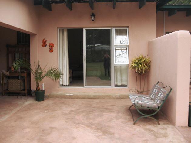 Howden Place | Accommodation Avondale