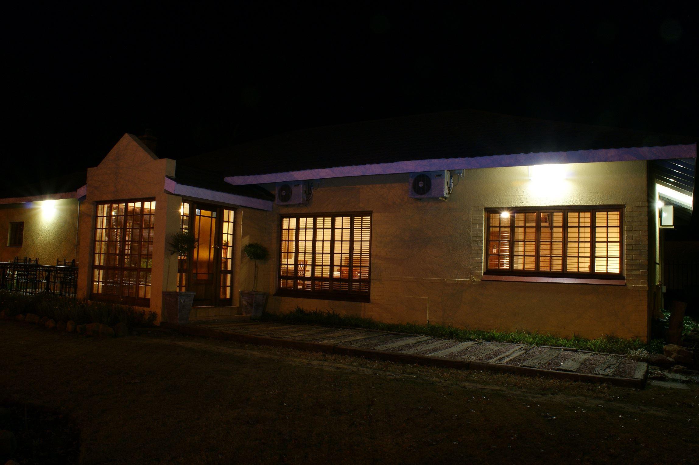 Micarla's Bed and Breakfast | Wilgenhof Self-catering