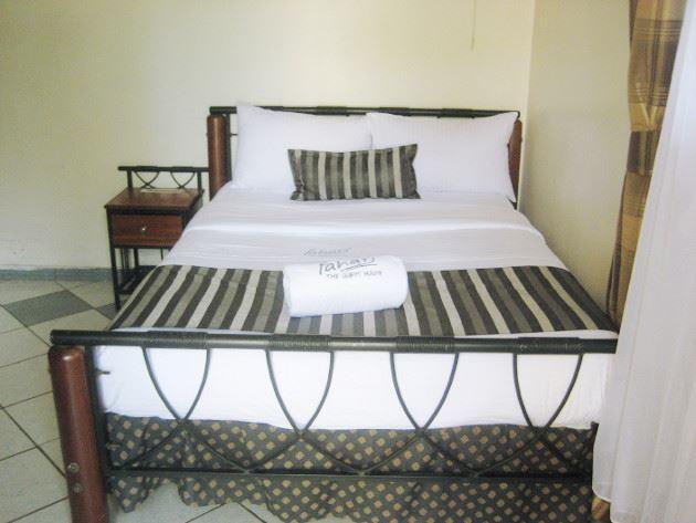 Fahari Guest House