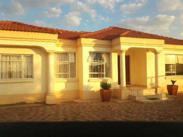 Turquoise View Guesthouse | Middelburg - Mpumalanga Accommodation