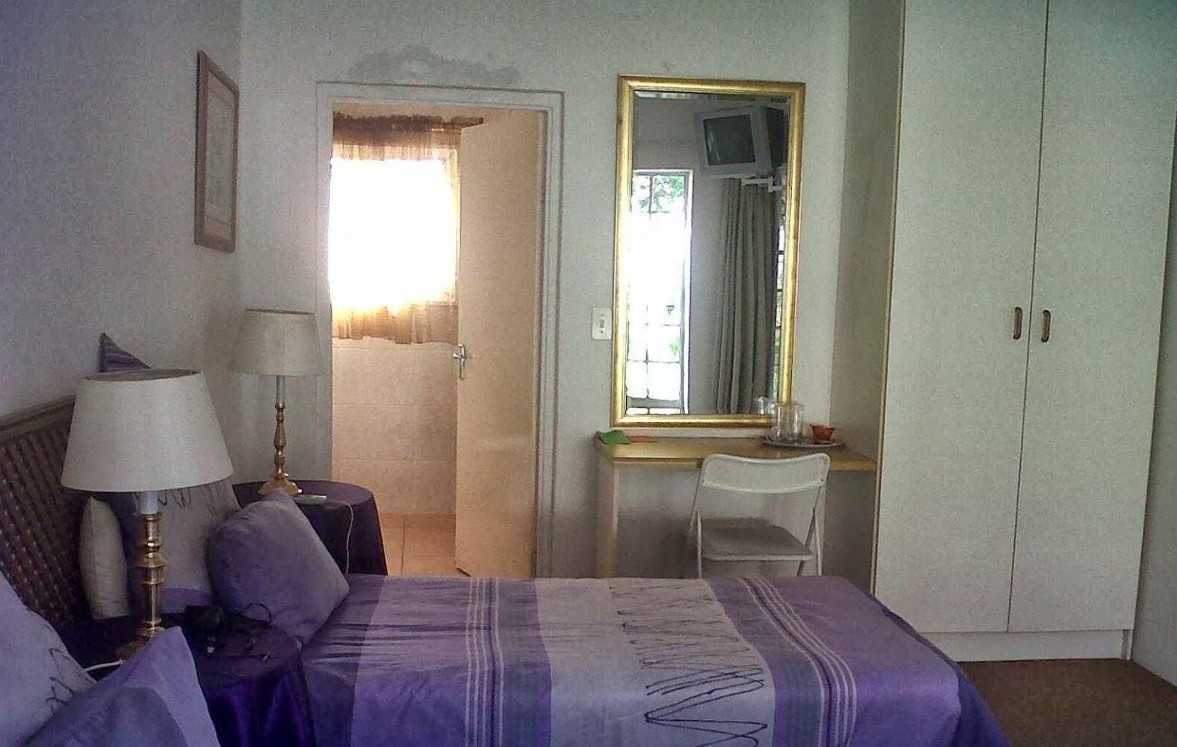 Palmgrove Lodge | Glen Austin Accommodation