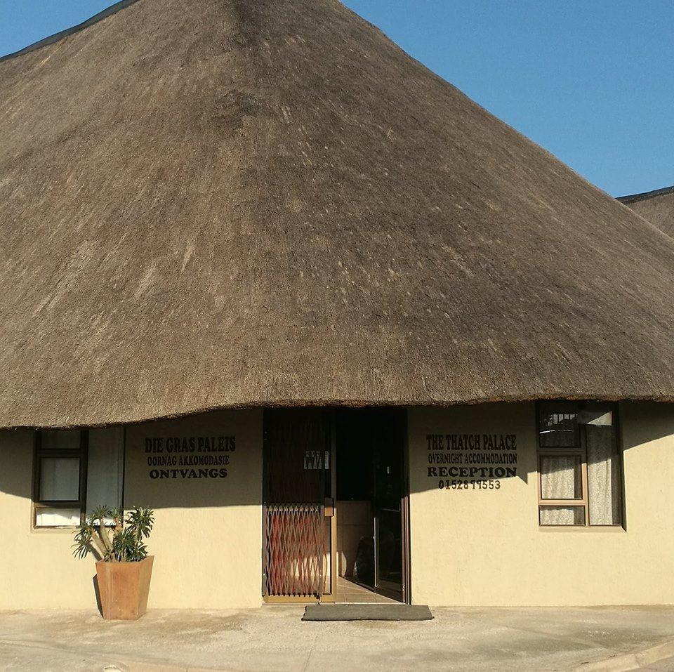 The Thatch Palace | Accommodation Polokwane (Pietersburg)