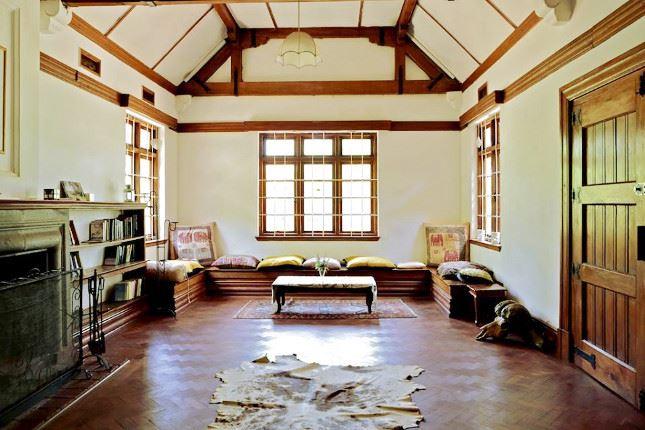 Manyika House