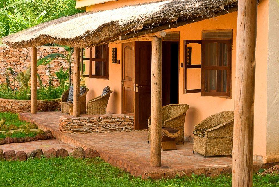 2 Friends Guesthouse | Jinja Accommodation