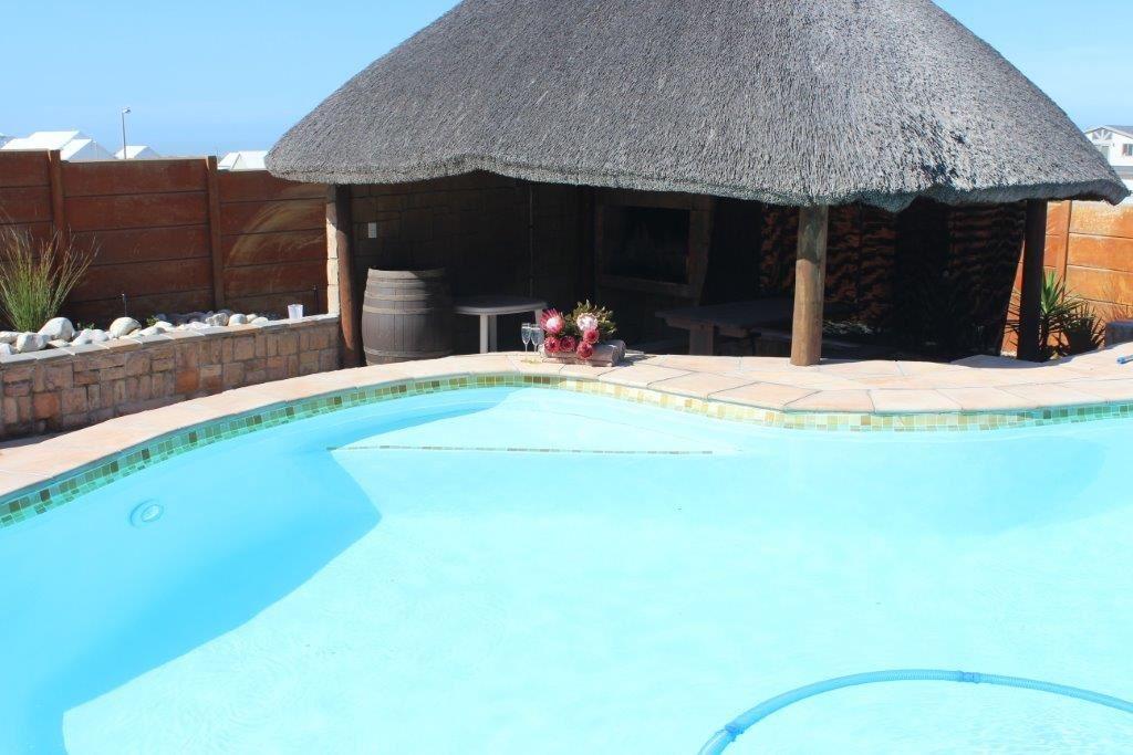 Villa Insolventa | Yzerfontein Accommodation