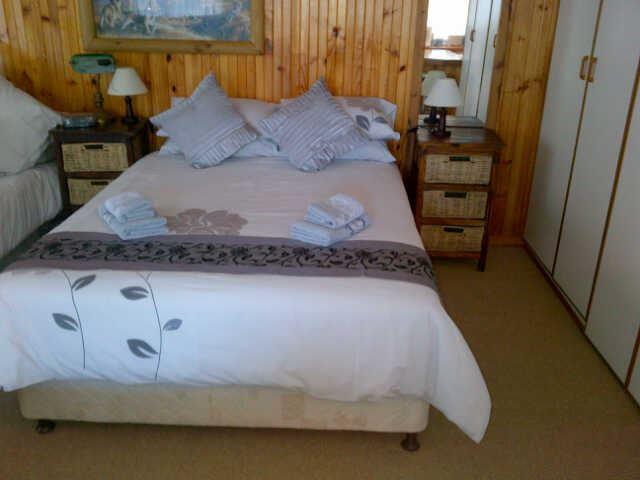 Tertia's Log Cabin