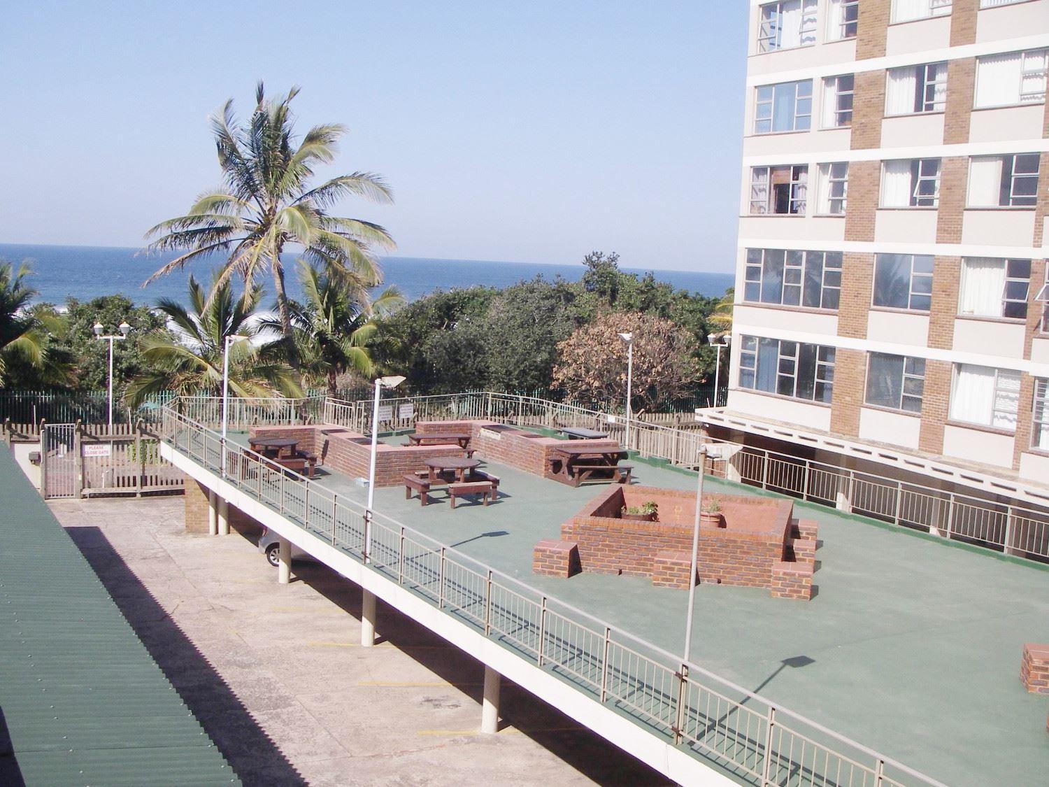 Happy Days Holiday Flats