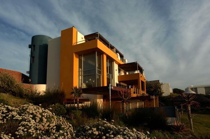 Crayfish Lodge Sea & Country Guest House | De Kelders Accommodation