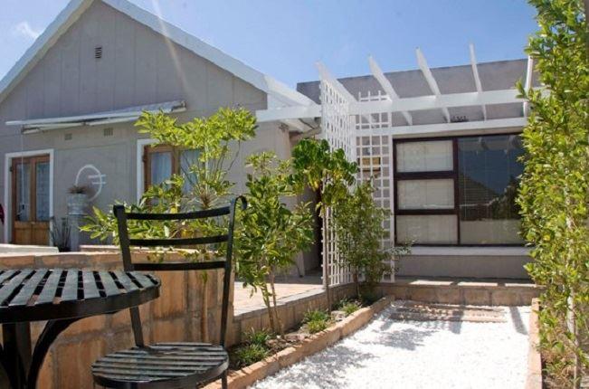 Mohan's Place | Accommodation Crawford