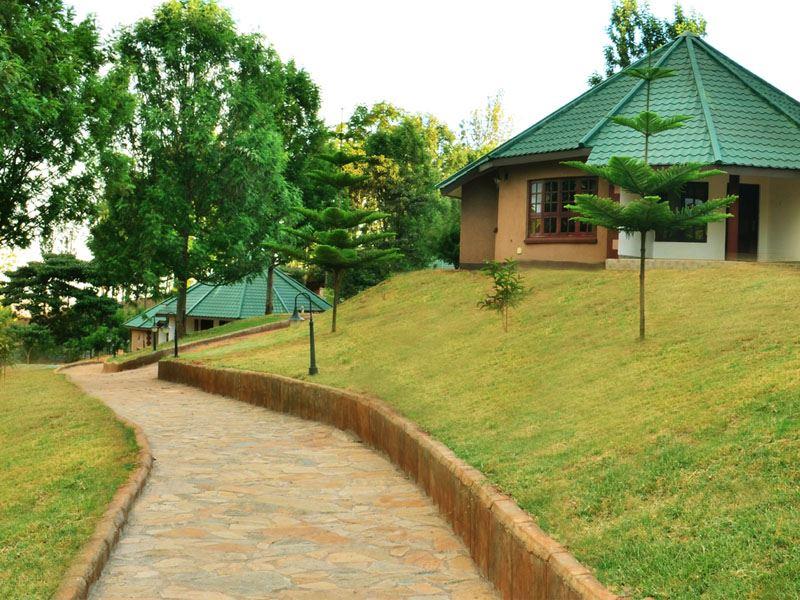 Pathway to the rooms