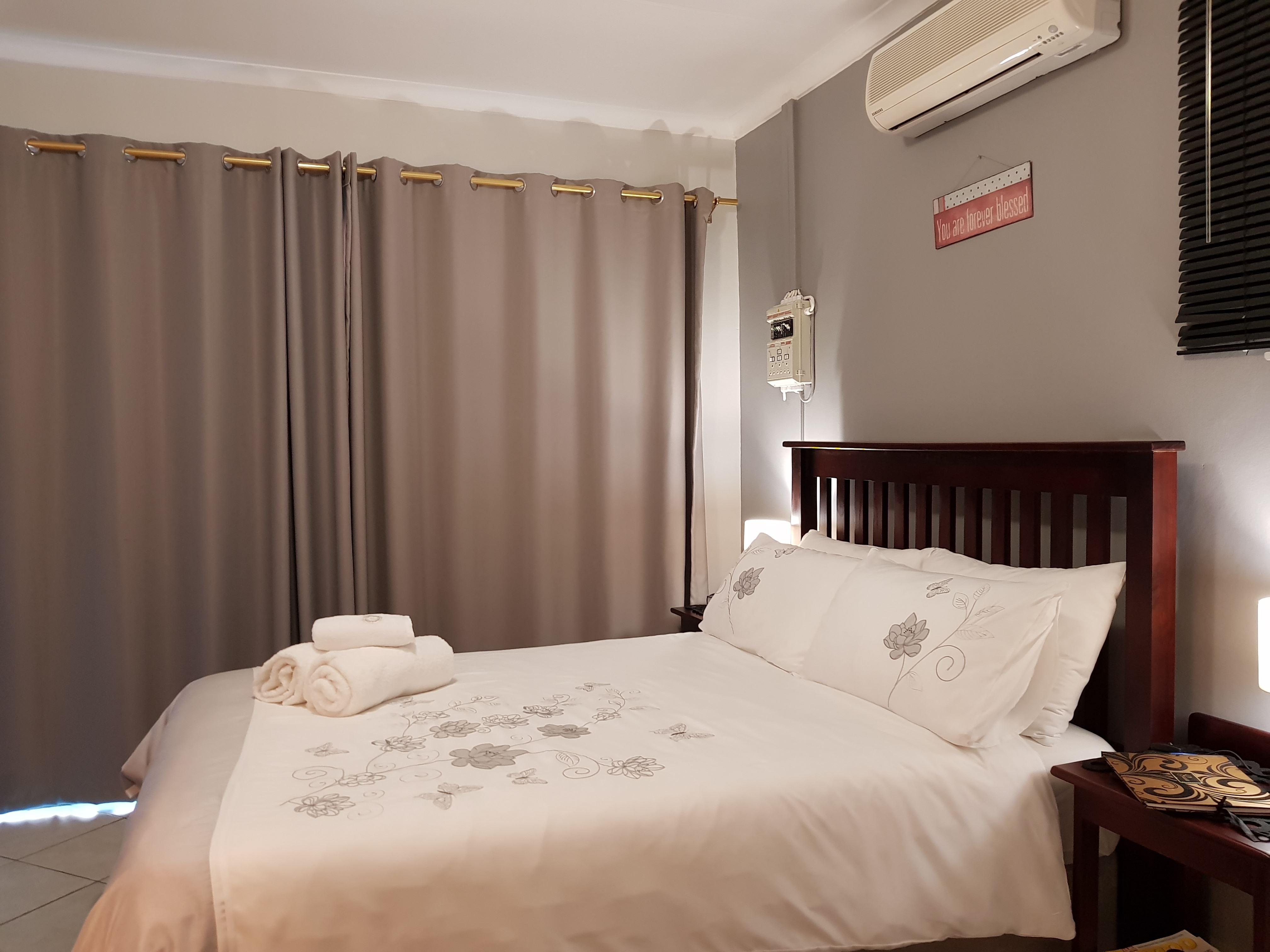 Shalom Shalom | Prieska Accommodation