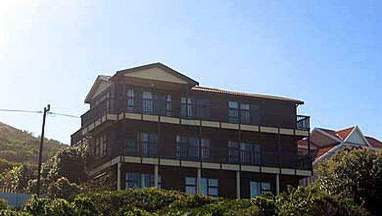 Janzelle Seaview
