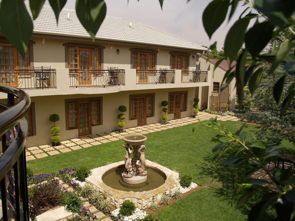 College Lodge | Accommodation Brandwag