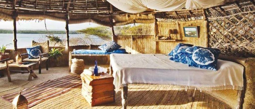 Mikes Camp | Kiwayu Island Accommodation